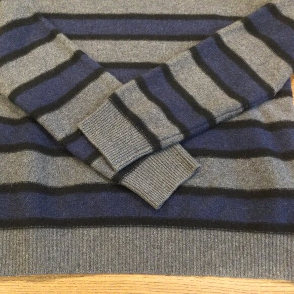 Magaschoni Men's 100% Cashmere Gray Blue Striped Crewneck Sweater Size M - Picture 7 of 9